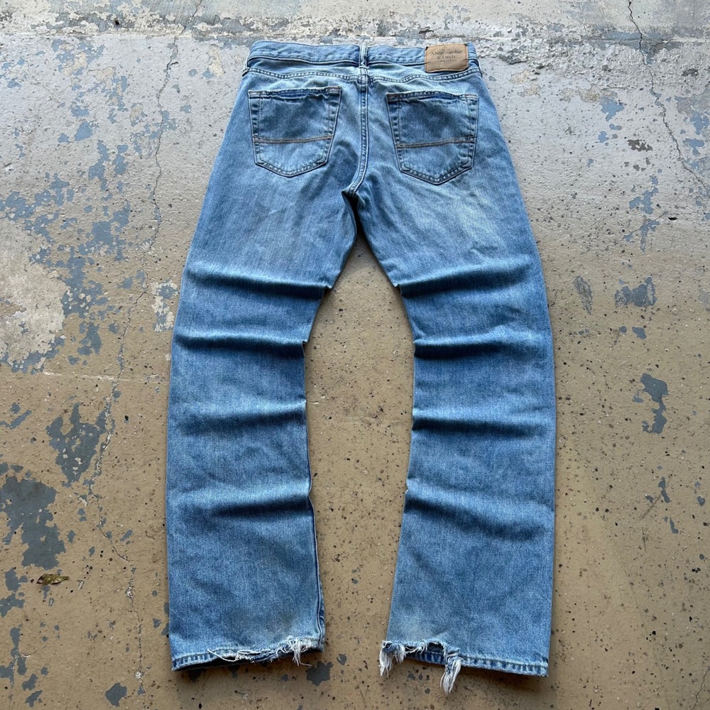 Abercrombie & Fitch Mens Straight Leg Button Fly Distressed Blue Jeans 30x32